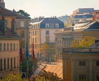 Γενεύη: Αεροπορικά εισιτήρια με φόρους και διαμονή με πρωινό