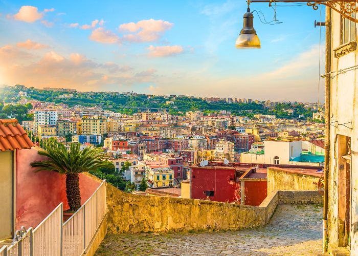 Νάπολη (από Πάφο): Αεροπορικά εισιτήρια με φόρους και διαμονή με πρωινό
